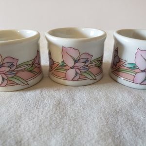 Wicks N Sticks Fiona Apricot Porcelain Napkin Rings. Set of 3